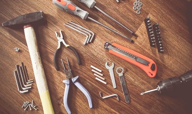 Tools 864983 640
