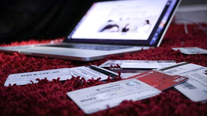 The Downsides Of Debt (and How To Avoid Them!)