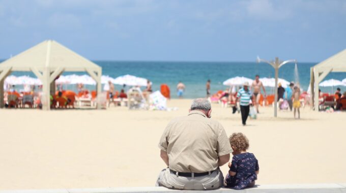 How To Practice Financial Responsibility At Any Age