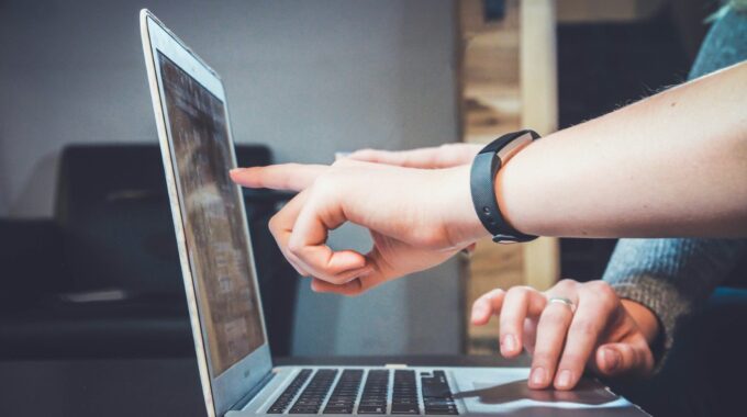Want To Be A Better Leader? Develop Your Communication Skills!