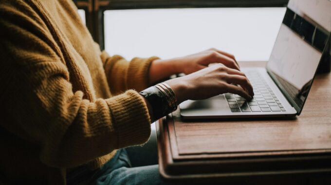 Crafting Emails That Shine