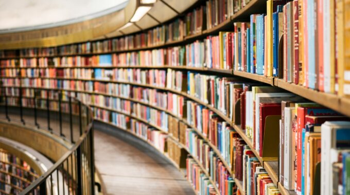 The Pursuit Of Knowledge: A Hallmark Of Effective Leaders